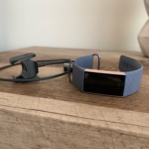 FITBIT CHARGE 3